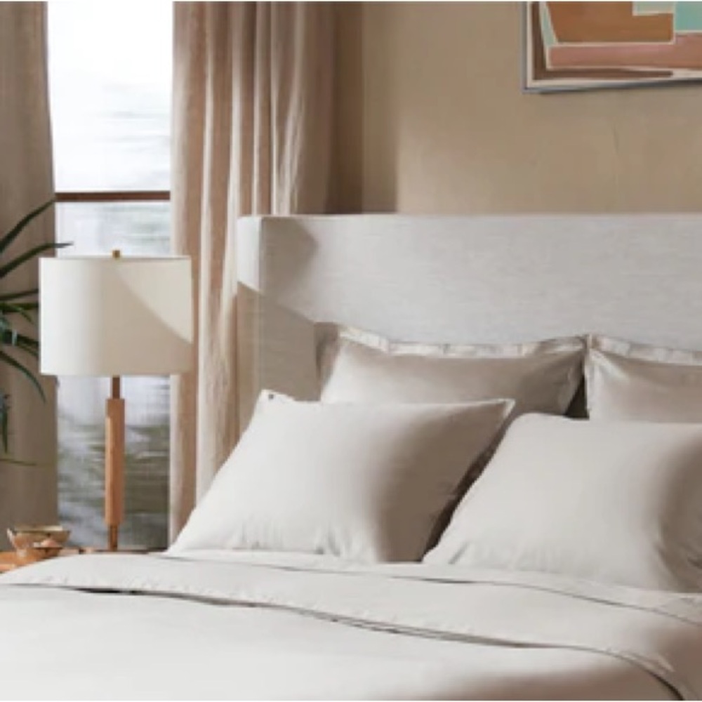 Parachute Sateen fitted sheet